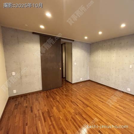 貸室内(3階）