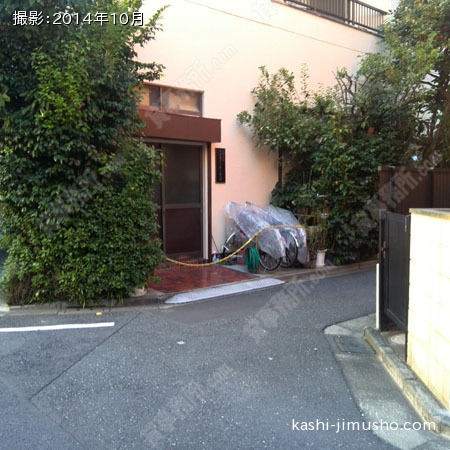 ビル入口正面 ビル入口正面