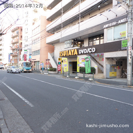 前面の千川通り