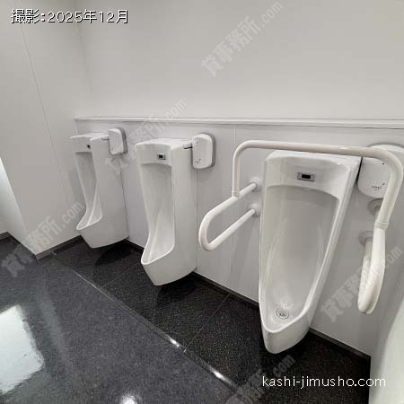 男性トイレ 男性トイレ