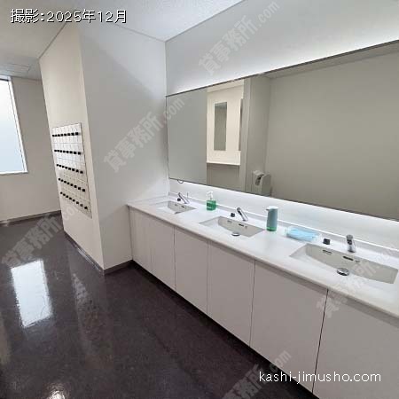 女性トイレ 女性トイレ