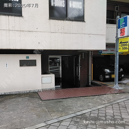 建物入口