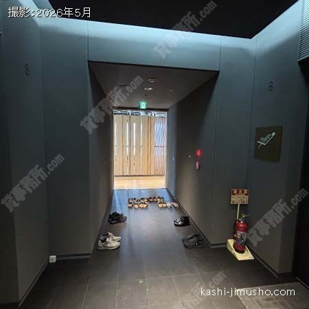 貸室入口