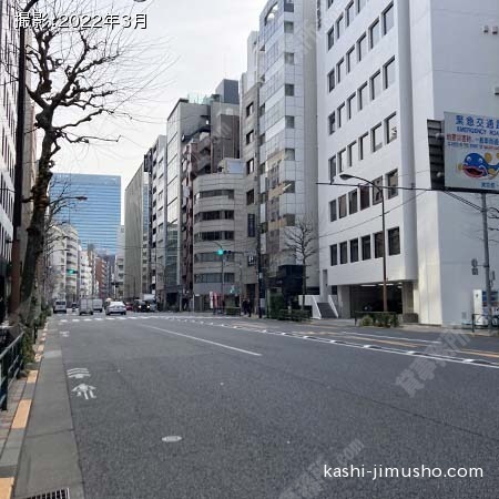 前面道路(外堀通り)