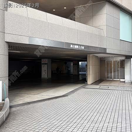 駐車場入口