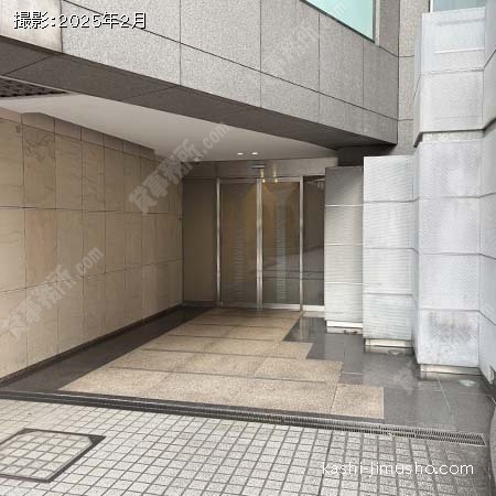 ビル入口