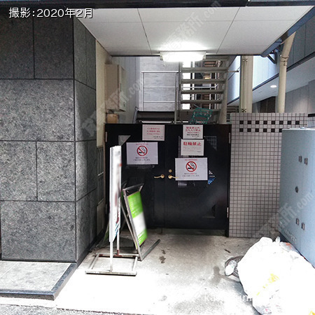 外階段入口
