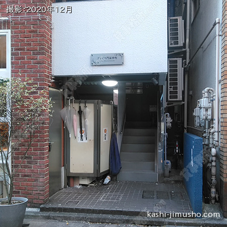 ビル入口