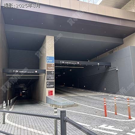 駐車場入口