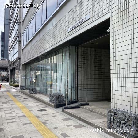 ビル前面