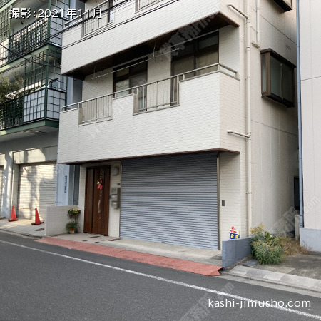 ビル前面