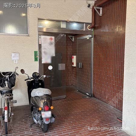 ビル入口