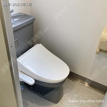 男性トイレ