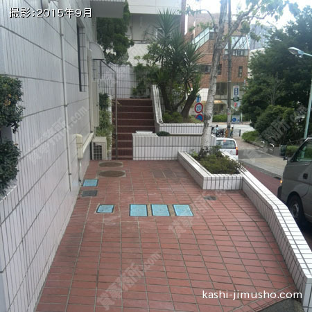 2-3階専用駐車場