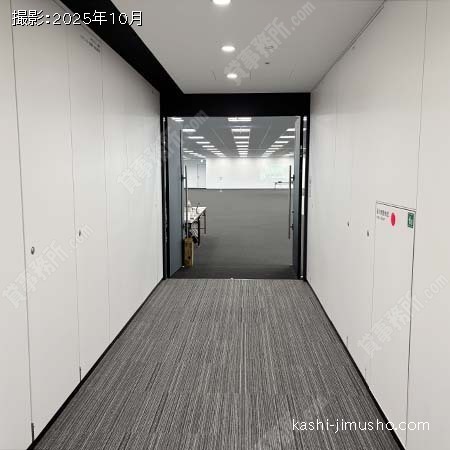 貸室入口(10階)