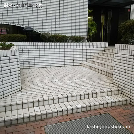 ビル入口