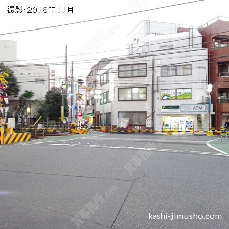 ビル前面