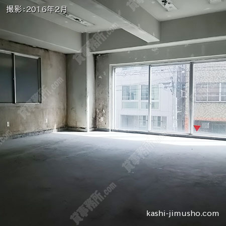 ２階貸室内