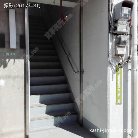 階段入口