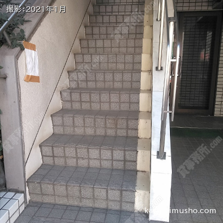 共用階段