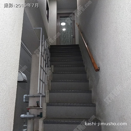 共用階段