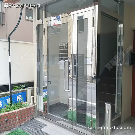 ビル入口