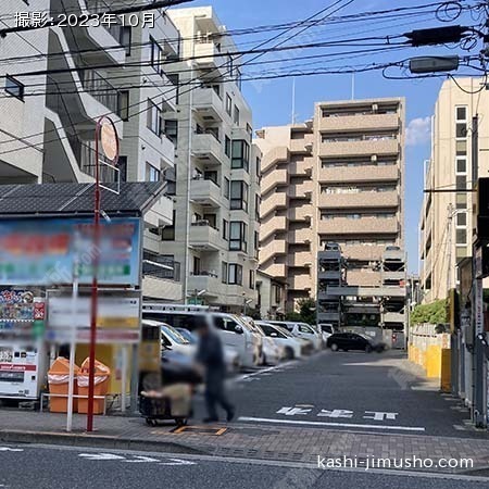 周辺環境:時間貸駐車場