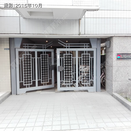ビル入口