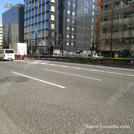 前面道路（昭和通り）
