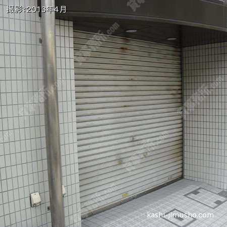 1階部分シャッター