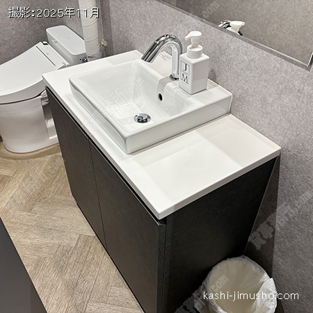 女性トイレ 女性トイレ