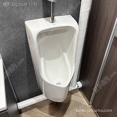 男性トイレ 男性トイレ