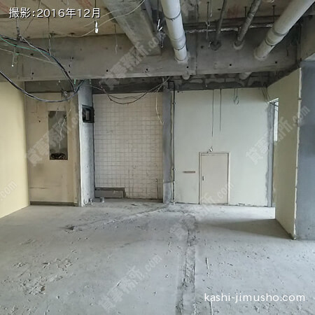 1階貸室内
