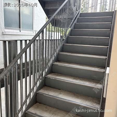 共用階段 共用階段