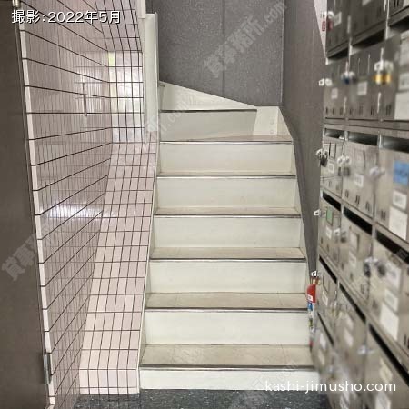 共用階段