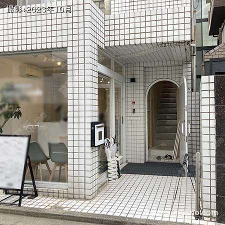 ビル入口