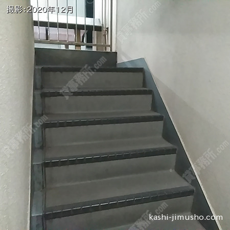 共用階段