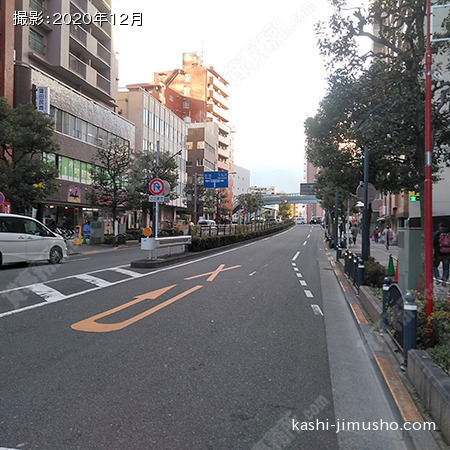 前面道路(区役所前本通り）