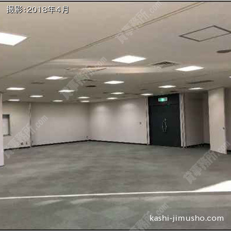 貸室内