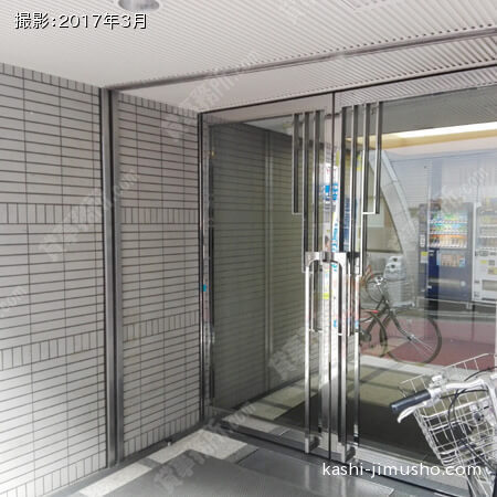 ビル入口