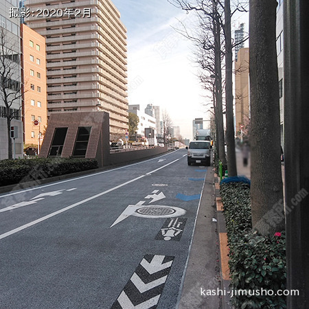 前面道路(中央市場通り)