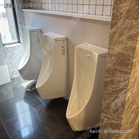 男性トイレ