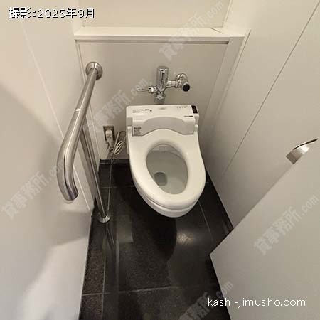 男性トイレ
