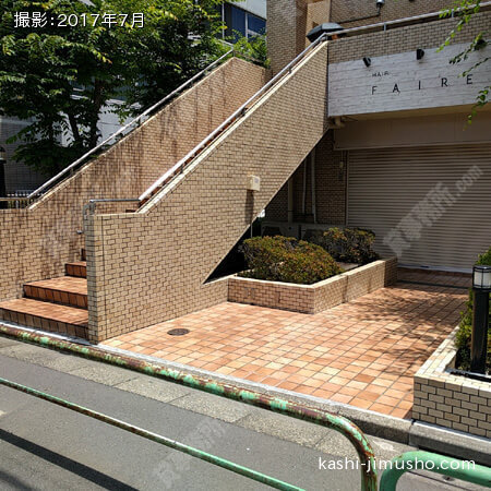 2Fへの外階段①