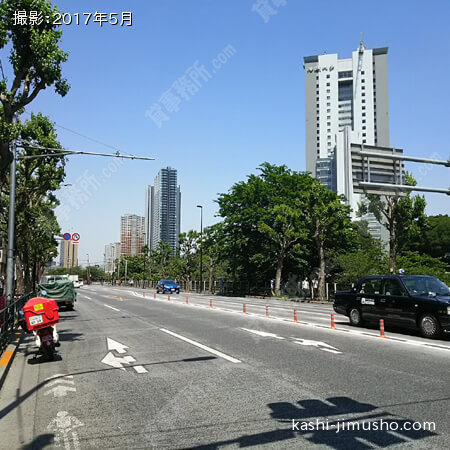前面道路（外堀通り）