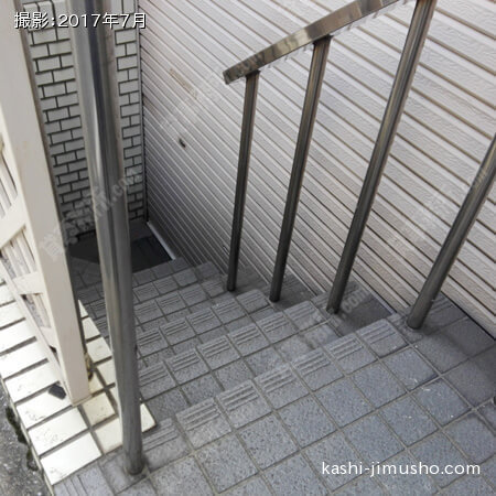 ビル階段