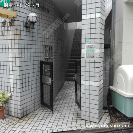 ビル入口