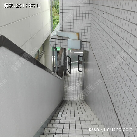エントランス②