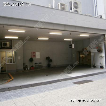  駐車場