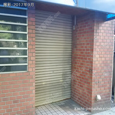 ビル入口